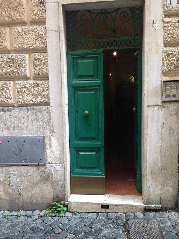 Small Navona Studio Rome Bagian luar foto