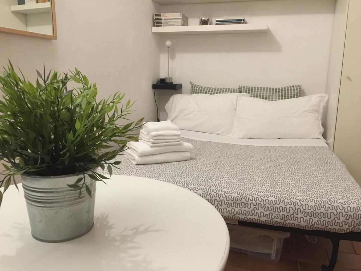 Small Navona Studio Rome Bagian luar foto